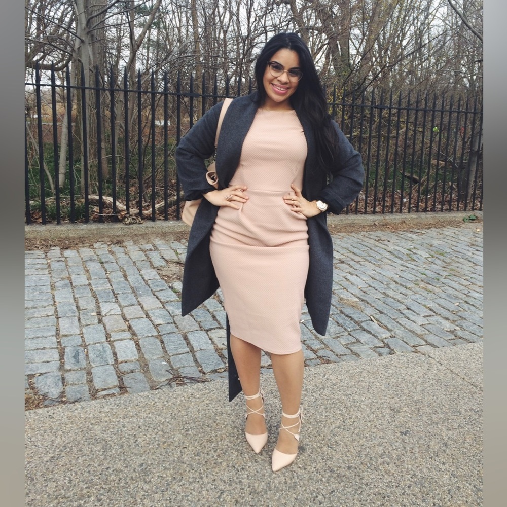 Boohoo Pink textured midi dress